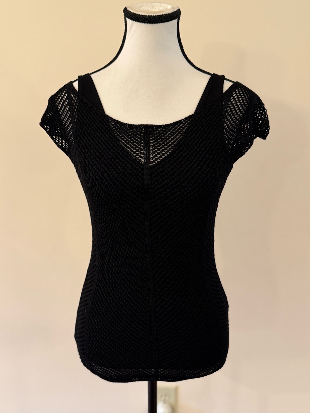 Nine West Black Mesh Tank Top with Cap Sleeves size small